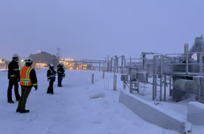 NANA Optravation Energyteam at an industrial site in Alaska